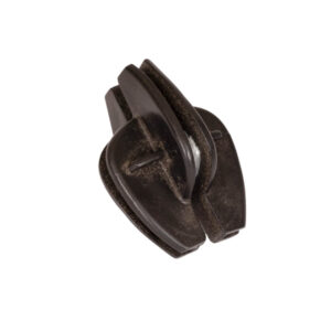 Image of an electric fence egg insulator